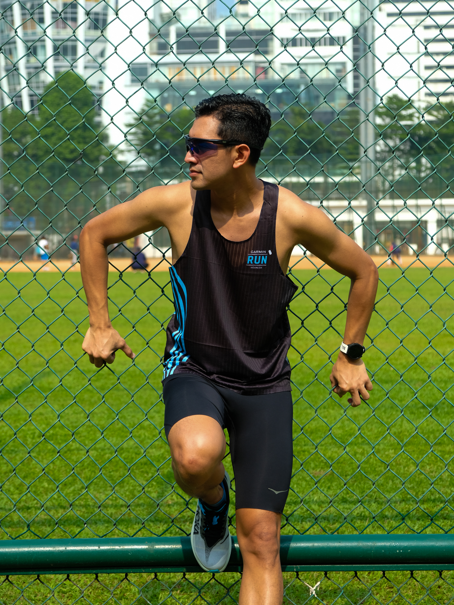 TBDxGarmin Run 2025 Official Mechandise - Singlet Black