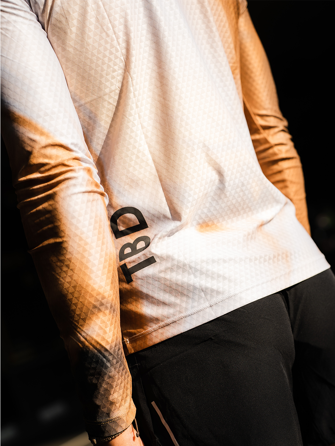 TBD Performance - Longsleeve Inguz Beige Men